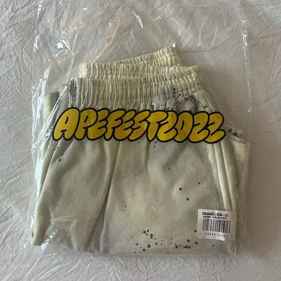 APE FEST BAYC Swamp Spray Sweat Shorts - Picture 1 of 4